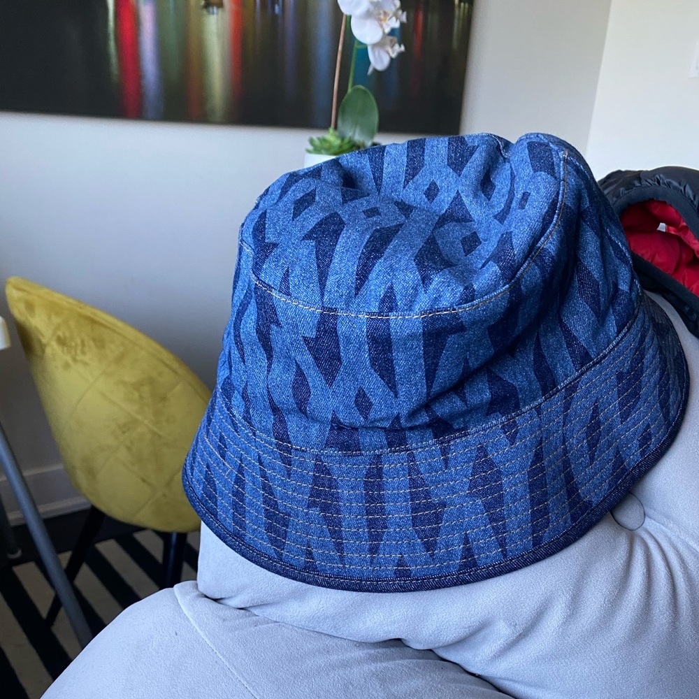 Adidas ivy park Reversible monogram bucket Hat